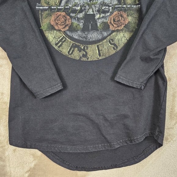 Guns N' Roses Official 2017 Long Sleeve Graphic Shirt Rock Band Women's Size M - Picture 8 of 10